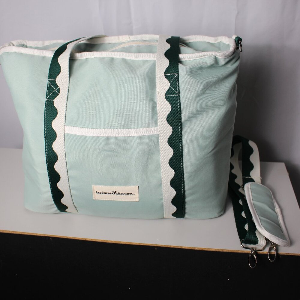 Business & Pleasure The Holiday Cooler Tote Bag - Rivie Green